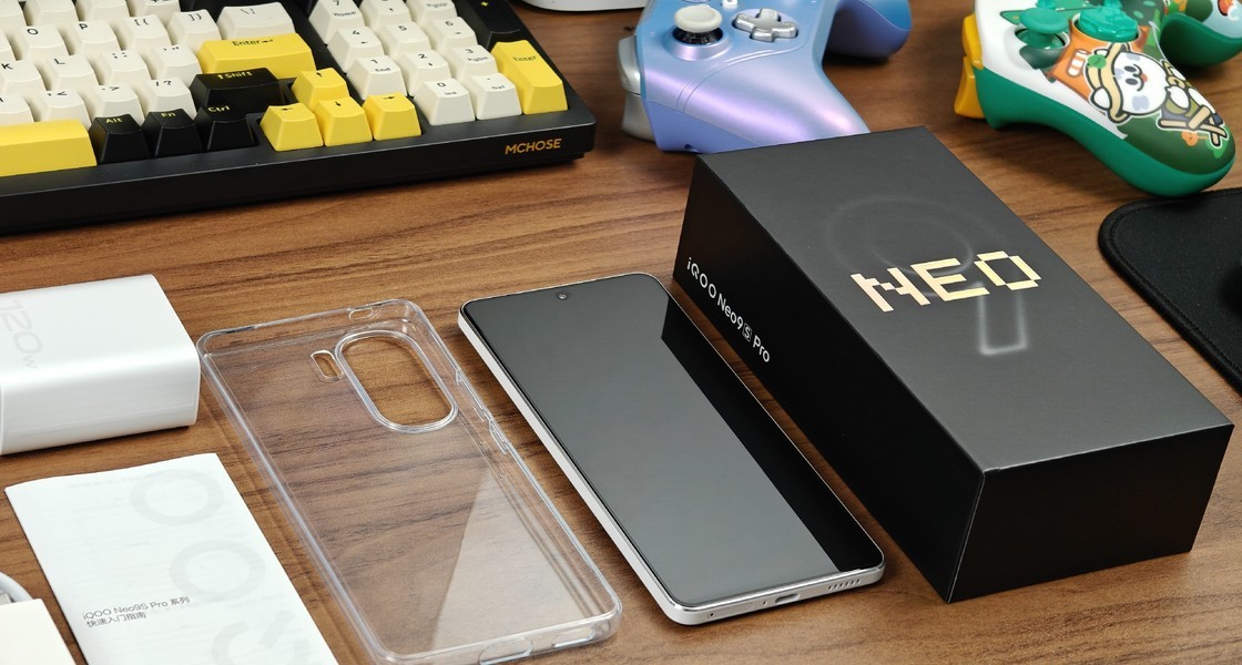 iQOO Neo9S Pro