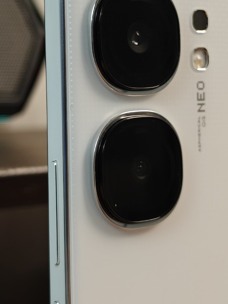 iQOO Neo9S Pro