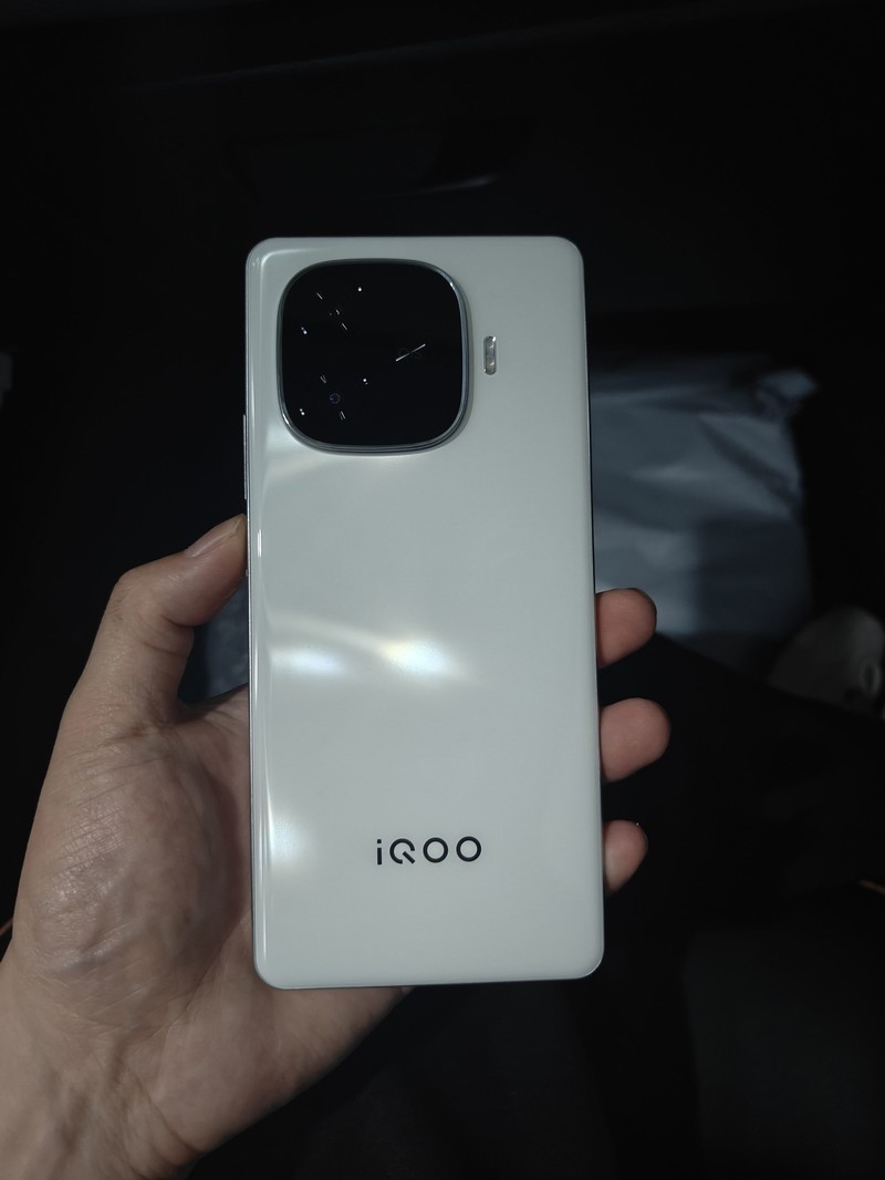 iQOO Z9 Turbo