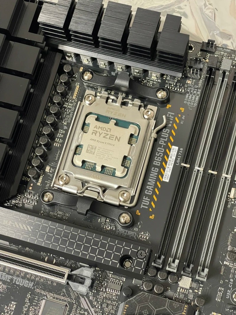 CPU