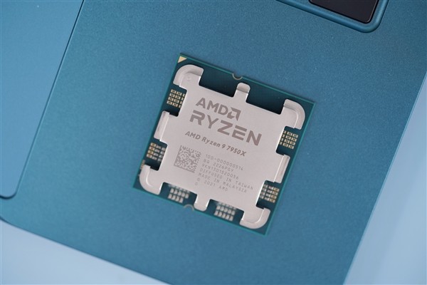 CPU