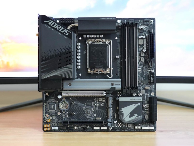 CPU