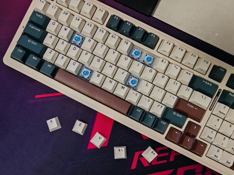 珂芝k98机械键盘