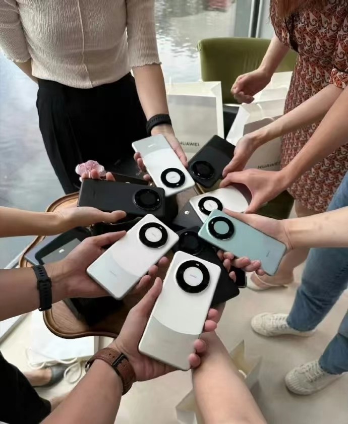��ΪMate 60 Pro