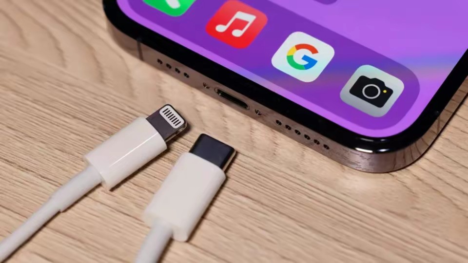 iPhone15