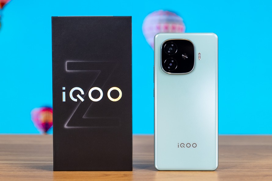 iQOO Z9 Turbo