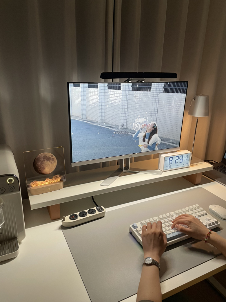 ����