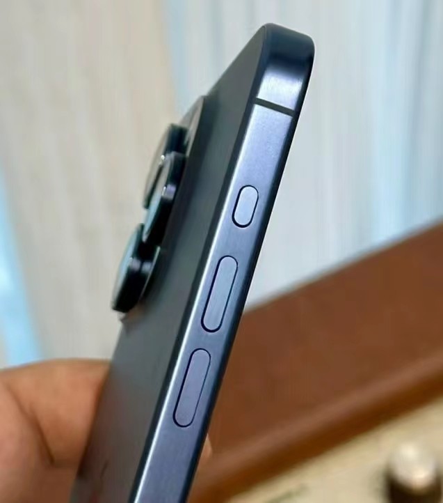 iPhone15