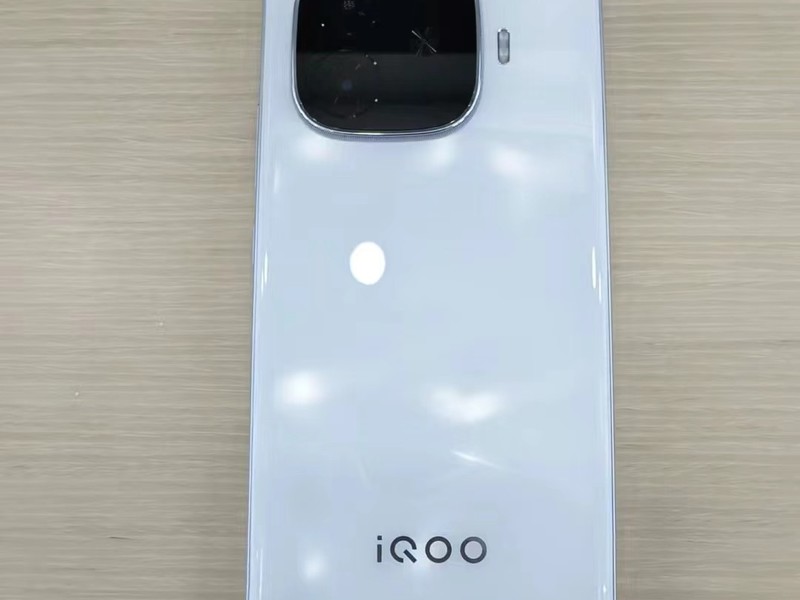 iQOO Z9 Turbo