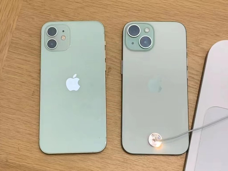 iPhone15