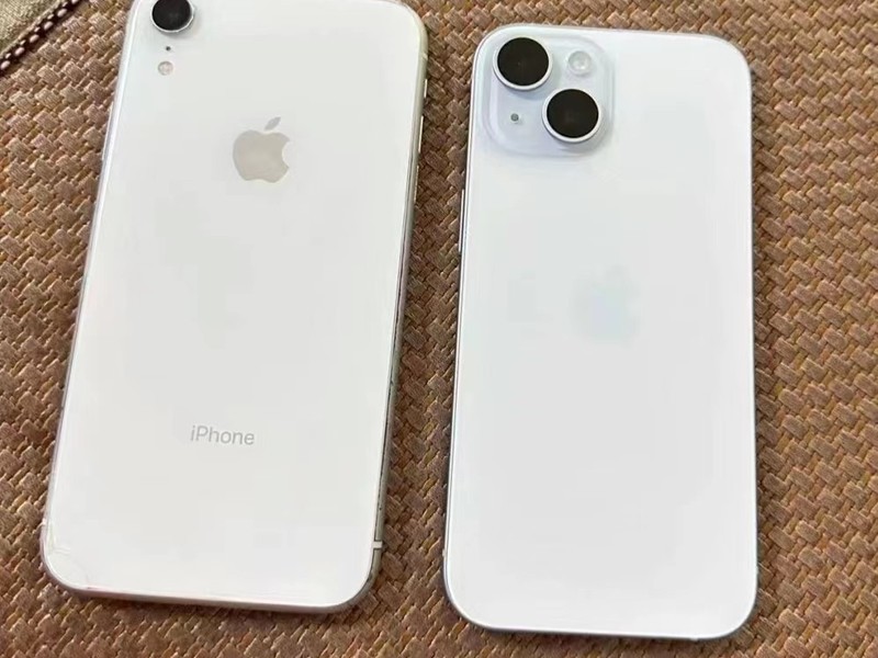 iPhone15