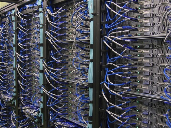 CPU