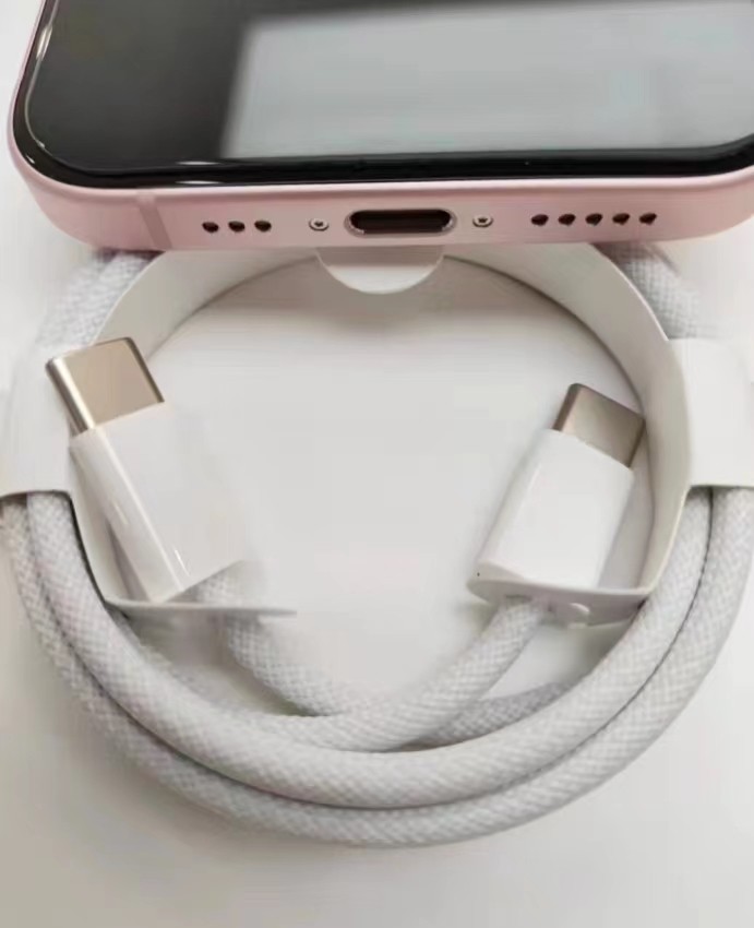 iPhone15