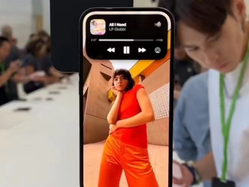 iPhone15