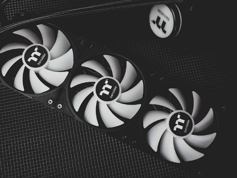 CPU