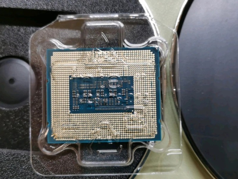 CPU